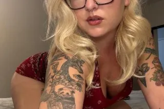 Busty Blonde Barbie 🐱 Pretty Phat & Pink - Image 7