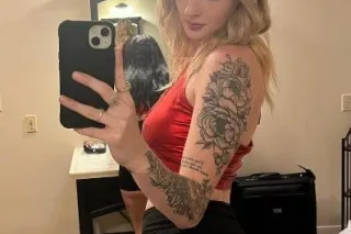 🔥Available for Serious hook up📞incall /📱 outcall ❤My Telegram:👉 @𝐐𝐮𝐞𝐞𝐧𝐤𝟎𝟏👈🍒 - Image 5