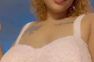 🍑Latina Unlimited Nuts Special... - Image 2