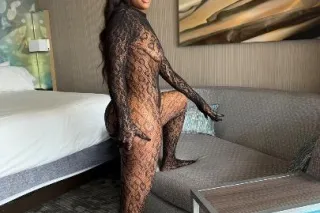 Your California Dreamgirl OUTC... - Image 4