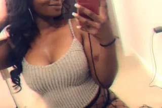 💕😘💕😘Playmate 😍 Sexy Freaky GIR... - Image 2