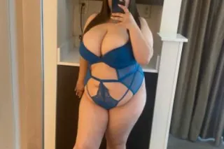 4'11 Busty & Voluptuous Latina 💕 Incall/ Outcall Available 💕 Cash Only - Image 4