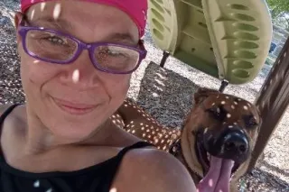 I dont like whips and chains and you can't tie me down but you can whip your loving on me🥰👍🫶 - Image 5