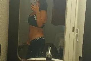 I dont like whips and chains and you can't tie me down but you can whip your loving on me🥰👍🫶 - Image 8